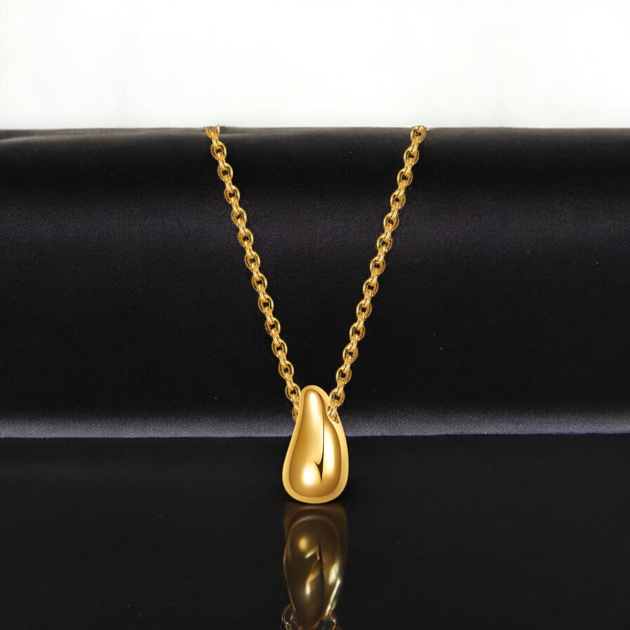 18k Gold plated necklace  waterproof hypoallergenic